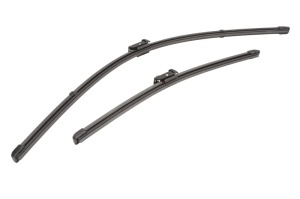 Set stergatoare TOYOTA AVENSIS Saloon (_T27_) din 2008-2018, pentru parbriz auto, 2 bucati, Valeo Silencio Xtrm, din cauciuc siliconat rezistent, 4 Stickere Auto TOYOTA v36199