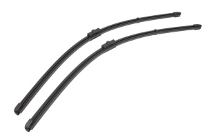 Set stergatoare Volkswagen ARTEON (3H7, 3H8) din 2017-2024, pentru parbriz auto, 2 bucati, Valeo Silencio Xtrm, din cauciuc siliconat rezistent, 4 Stickere Auto Volkswagen v40027