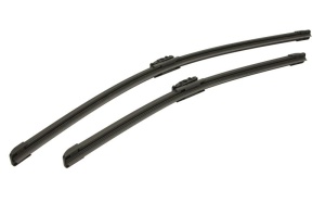 Set stergatoare auto RENAULT DUSTER (HS_) din 2010-2018, pentru parbriz auto, 2 bucati, Bosch Aerotwin, din cauciuc siliconat rezistent, 4 Stickere Auto RENAULT - Img 3