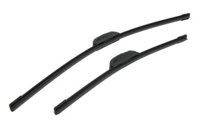 Set stergatoare FIAT PANDA Hatchback Van (169_) din 2004-2011, pentru parbriz auto, 2 bucati, Bosch Aerotwin Retrofit, din cauciuc siliconat rezistent, 4 Stickere Auto FIAT v42402