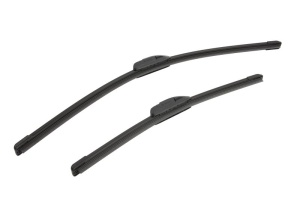 Set stergatoare HYUNDAI i20 II Coupe (GB) din 2015-2016, pentru parbriz auto, 2 bucati, Bosch Aerotwin Retrofit, din cauciuc siliconat rezistent, 4 Stickere Auto HYUNDAI v50217