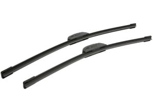 Set stergatoare KIA RIO I Hatchback (DC) din 2000, pentru parbriz auto, 2 bucati, Bosch Aerotwin Retrofit, din cauciuc siliconat rezistent, 4 Stickere Auto KIA v48462