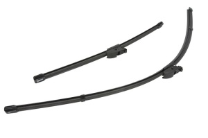 Set stergatoare TOYOTA PRIUS PHV (_W52_) din 2016-2022, pentru parbriz auto, 2 bucati, Valeo Silencio Xtrm, din cauciuc siliconat rezistent, 4 Stickere Auto TOYOTA v35024