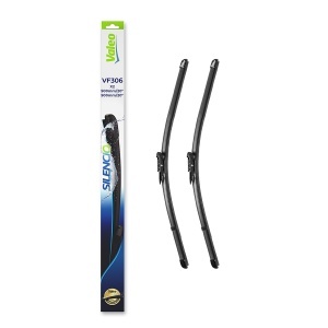 Set stergatoare BMW Seria 1 (E81) din 2006-2012, pentru parbriz auto, 2 bucati, Valeo Silencio Xtrm, din cauciuc siliconat rezistent, 4 Stickere Auto BMW Seria v40161