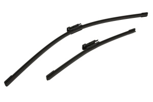 Set stergatoare FORD FIESTA VI (CB1, CCN) din 2008-2018, pentru parbriz auto, 2 bucati, Bosch Aerotwin Multi, din cauciuc siliconat rezistent, 4 Stickere Auto FORD v54454