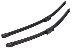 Set stergatoare Volkswagen POLO IV (9N_, 9A_) din 2001-2009, pentru parbriz auto, 2 bucati, Bosch Aerotwin, din cauciuc siliconat rezistent, 4 Stickere Auto Volkswagen v43709