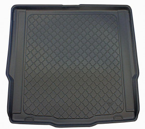 Ford Mondeo V Combi din 01.2015 - Prezent, Tavita Pentru Portbagaj Lux Premium Dedicata, Roata Rezerva Ingusta / Kit Reparatie *3 accesorii pentru autoturismul tau - masina v200480