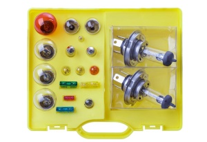 Kit trusa Set becuri H4 compatibila cu Toyota RAV4 III din 2005 - 2012 , bec far, semnalizare , pozitie, iluminare numar, frana, plafoniera, stop frana accesorii pentru autoturismul tau - masina v53398