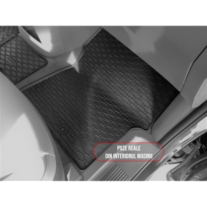 Set 3 covorase Hyundai Staria 2/3 Míst 2022-prezent, din cauciuc 100%, compatibile cu autoturismul HYUNDAI Staria v2243