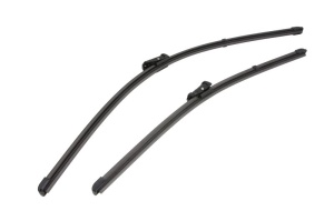 Set 3 stergatoare VOLVO XC70 II (136) din 2007 - 2016, pentru parbriz si luneta fata si spate auto, Valeo Silencio Xtrm, din cauciuc siliconat rezistent, 4 Stickere Auto VOLVO v14165