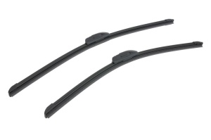 Set stergatoare DAEWOO LEGANZA (KLAV) din 1997-2000, pentru parbriz auto, 2 bucati, Bosch Aerotwin Retrofit, din cauciuc siliconat rezistent, 4 Stickere Auto DAEWOO v46925