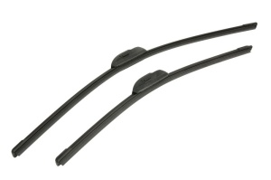 Set stergatoare JAGUAR XJ (X350, X358) din 2003-2009, pentru parbriz auto, 2 bucati, Bosch Aerotwin Retrofit, din cauciuc siliconat rezistent, 4 Stickere Auto JAGUAR v52768