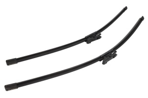 Set stergatoare SAAB 9-3 Convertible (YS3F) din 2003-2015, pentru parbriz auto, 2 bucati, Bosch Aerotwin, din cauciuc siliconat rezistent, 4 Stickere Auto SAAB v54887