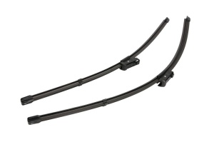 Set stergatoare VOLVO XC40 (536) din 2017-2023, pentru parbriz auto, 2 bucati, Valeo Silencio, din cauciuc siliconat rezistent, 4 Stickere Auto VOLVO v34754