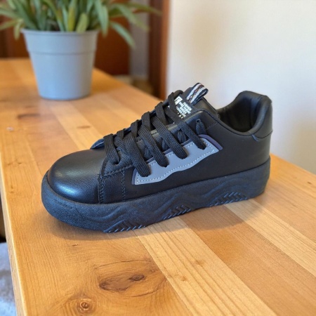 Adidasi Dama COD 9990