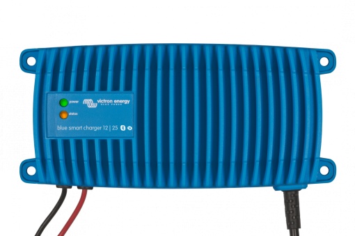 Blue Smart IP67 Charger 24/5 (1)