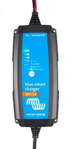 Blue Smart IP65 Charger 24/5 + DC connector