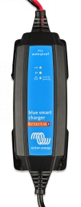Blue Smart IP65 Charger 6V/12V-1.1 + DC connector - Img 1