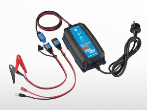 Blue Smart IP65 Charger 24/13 + DC connector - BPC241331034