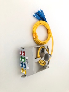 Casetă Splitter Optic Pre-terminată AFLHS U-Series GY7035 LCA-SC SM G.657A2 8F (Splitter 2x2:4) 2m - Img 2