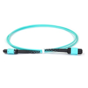 Patchcord MPO- MPO pentru module SR4 40G/100G, 3m, 12 fibre OM4 răsucite