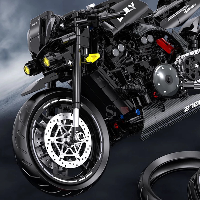 Set de construit Yamaha VMax 538 piese 1:8