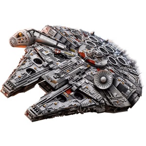 Set de Constructie Millennium Falcon, Seria Ultimate Collector, 7541 piese