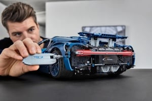 Set de blocuri de constructie Bugatti Chiron, 3599 piese - Img 4