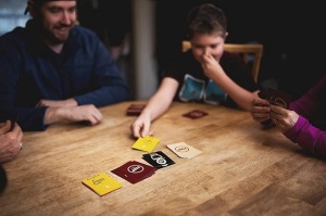 Joc de societate Poop The Game in lb. Engleza - Img 2