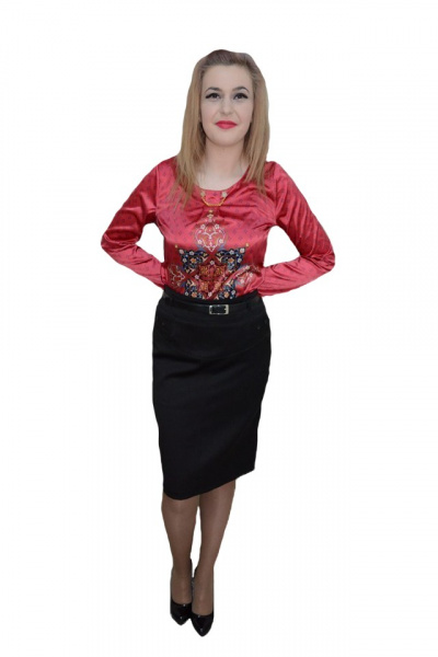 Fusta dreapta din stofa, de culoare neagra, cu design simplist