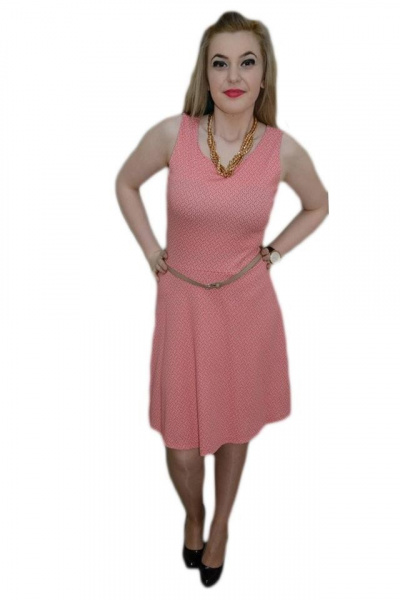 Rochie casual, pe corai, fara maneci, cu curea subtire in talie si in clos