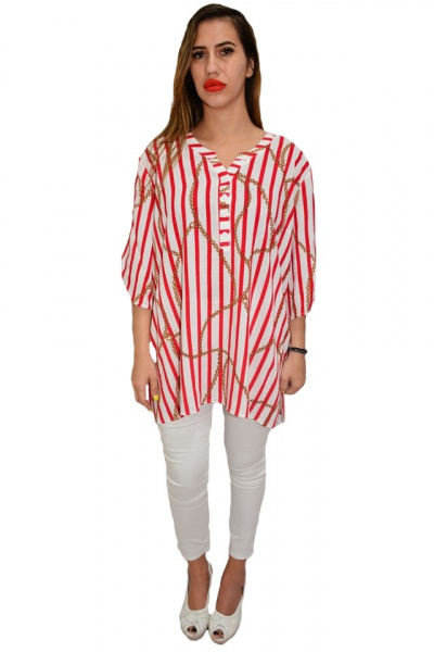 Bluza dama, casual, model cu dungi rosii, pe fundal alb