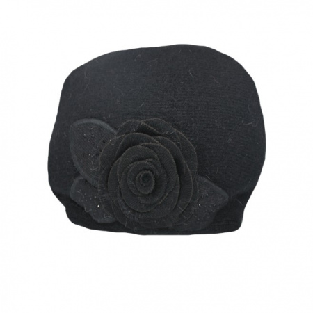 Caciula Inna accesorizata cu floare 3d mare si insertii de strasuri,nuanta de negru