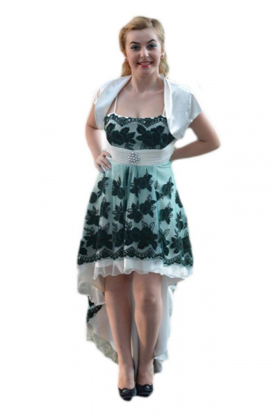 Rochie alba cu bolerou iar ,trena cu insertie de dantela
