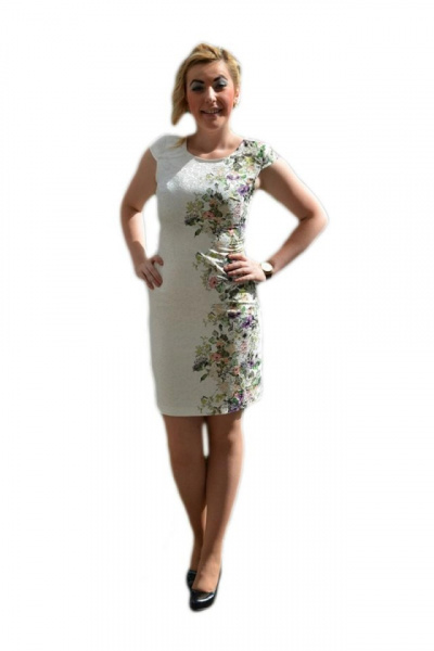Rochie trendy cu aspect clasic, culoare alba cu imprimeu pe lateral