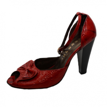 Sanda casual-elegant, culoare rosie, cu toc inalt si varf rotund