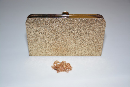 Poseta tip clutch de ocazie,cadru metalic, nuante multicolor,argintiu-negru,auriu