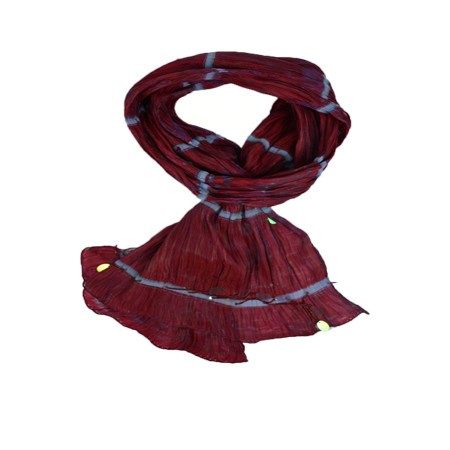 Esarfa de culoare marsala, cu design de margele insirate pe ata