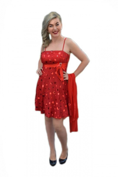 Rochie de banchet, cu buline, de culoare rosie