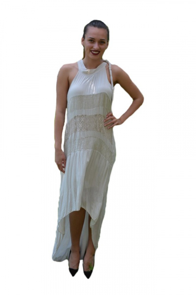 Rochie bej, croiala asimetrica, design impletit, fara maneci
