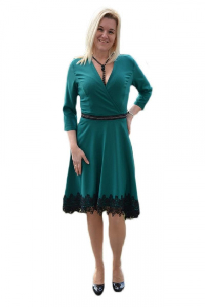 Rochie verde de ocazie cu insertie de dantela neagra, decolteu V