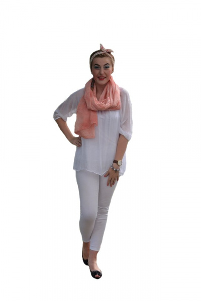 Esarfa chic brodata, culoare corai, forma simpla dreptunghiulara