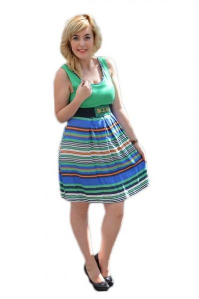 Rochie de vara in tendinte, verde cu imprimeu de dungi colorate