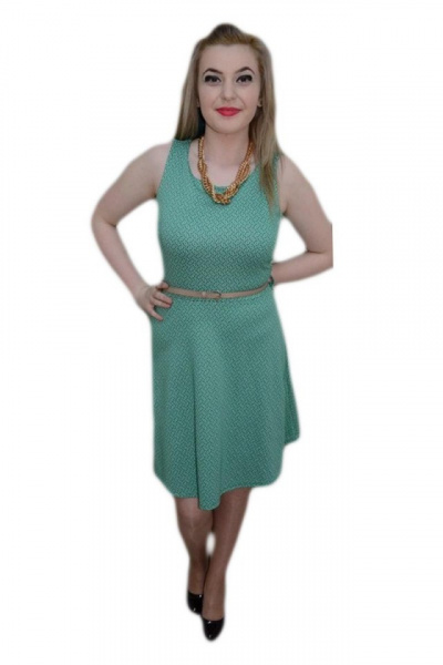 Rochie casual, pe turcoaz, cu material pepit si design abstract, fusta in clos