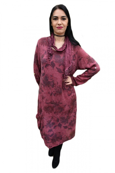 Rochie chic din material tricotat cu imprimeu pe fond marsala