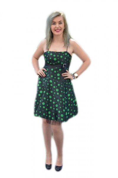 Rochie deosebita, cu buline verzi pe fond negru, model evazat