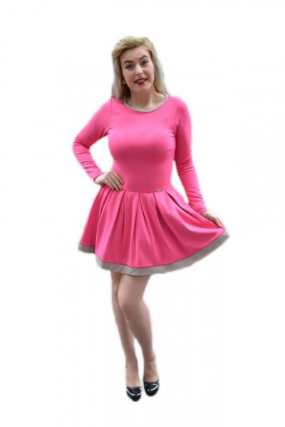 Rochie moderna, cu fusta in clos, maneca lunga, de culoare roz