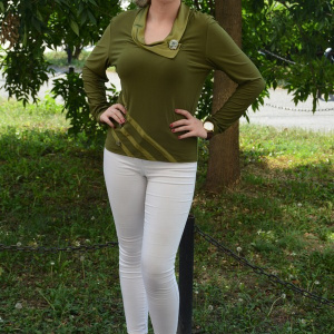 Bluza eleganta kaki, cu maneca lunga si insertii satinate - Img 6