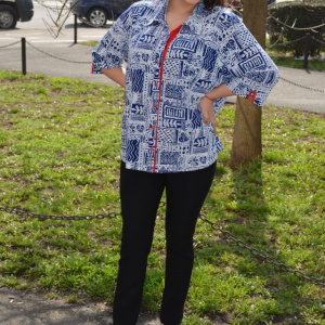 Bluza oversize cu nasturi in fata, alb-bleumarin-rosu, masura mare - Img 6