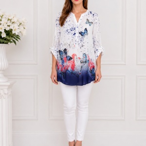 Bluza rafinata,design de nasturi, alba cu model de fluturi